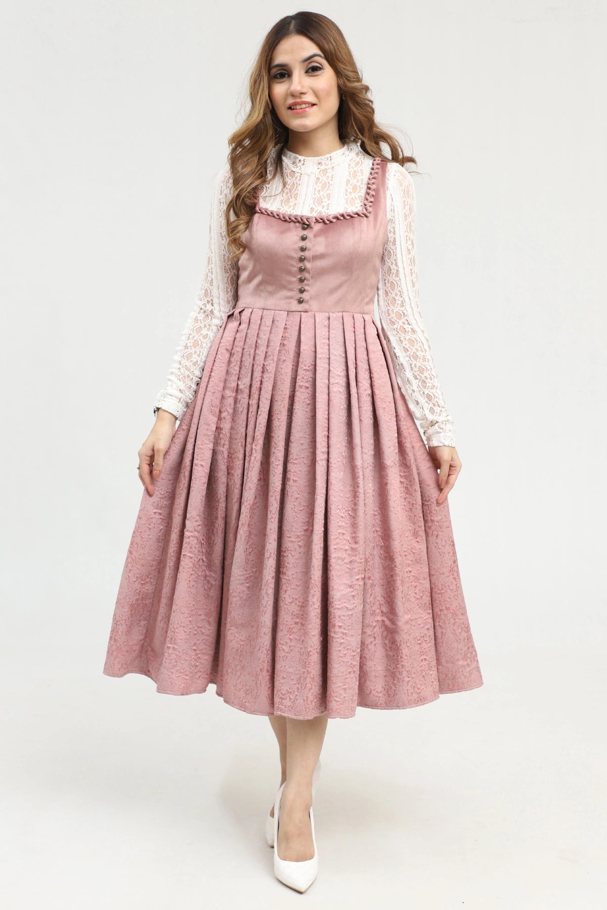 Lovely Light Purple Dirndl Timeless Bavarian Elegance
