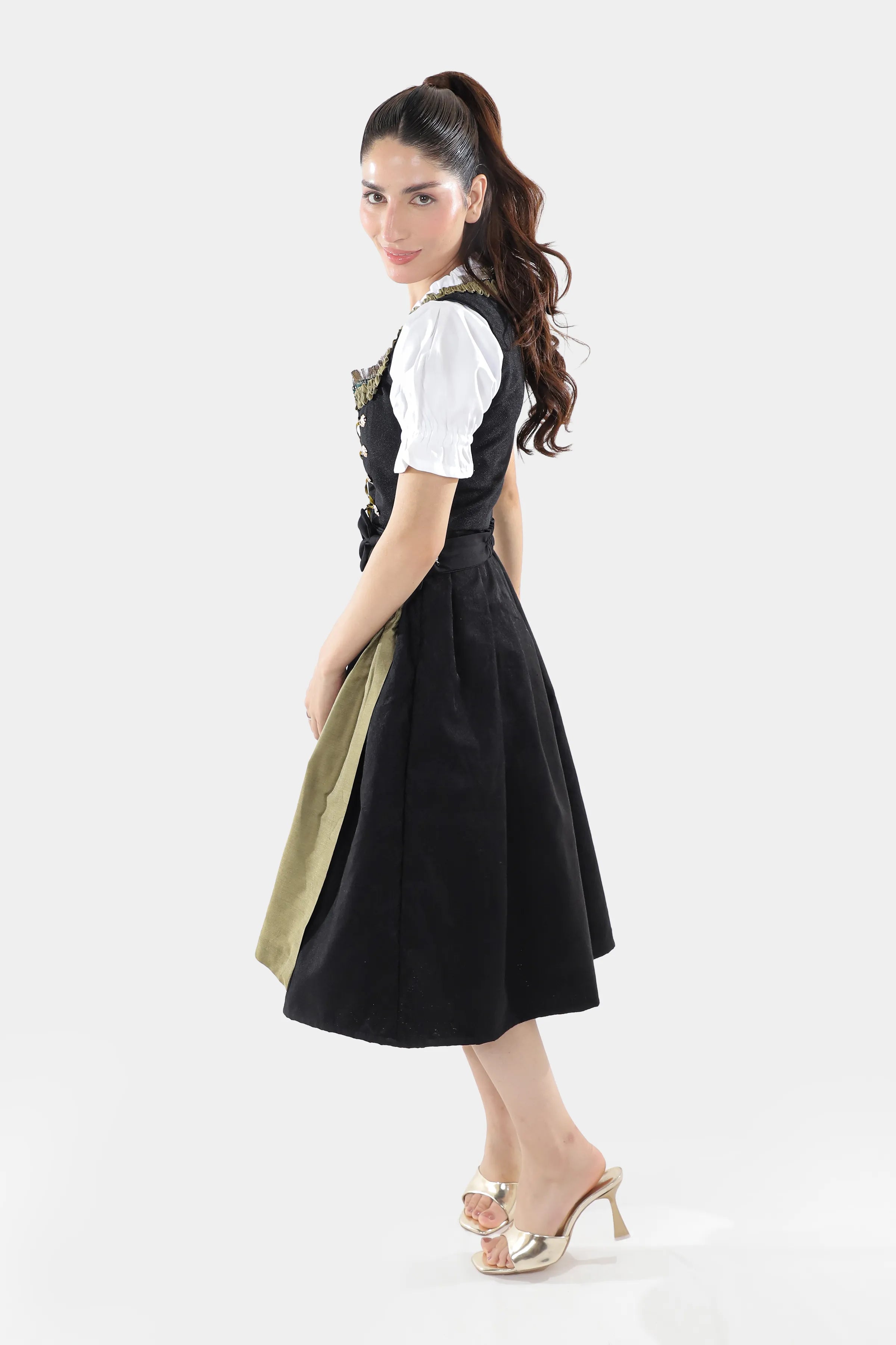 Sophisticated Black Dirndl Classic German Attire