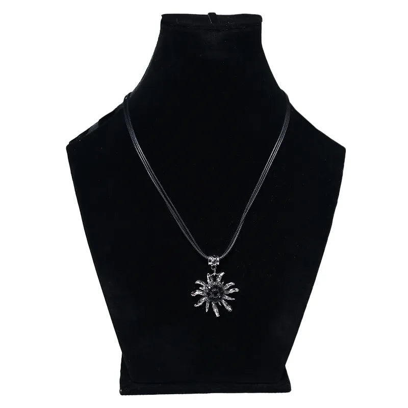 Midnight Edelweiss - Black Bavarian Jewelry Set