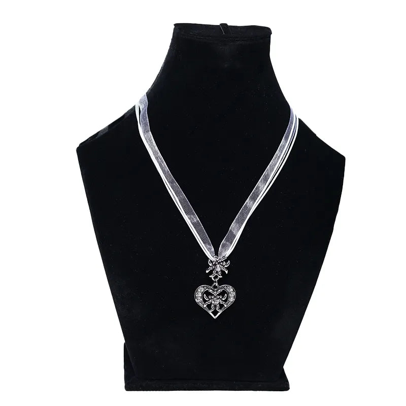 Alpine Heart Sparkle - Silver Bavarian Jewelry Set
